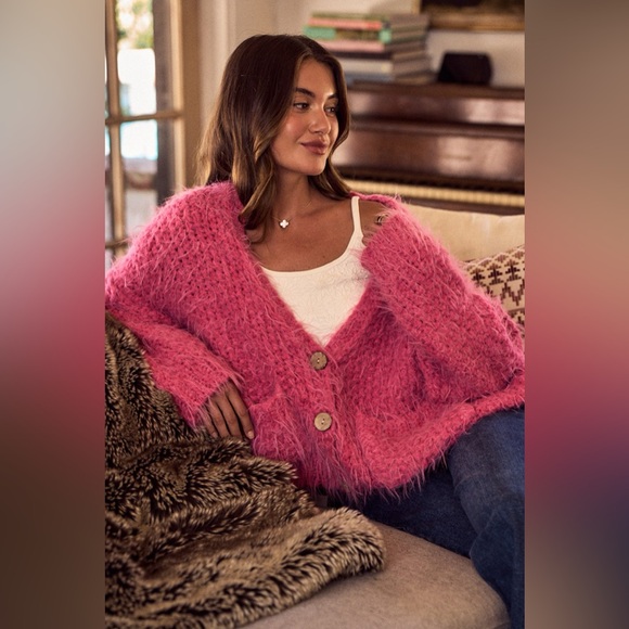 SO ME Soft Touch Hairy Loose Fit Cozy Sweater Cardigan - Picture 6 of 16